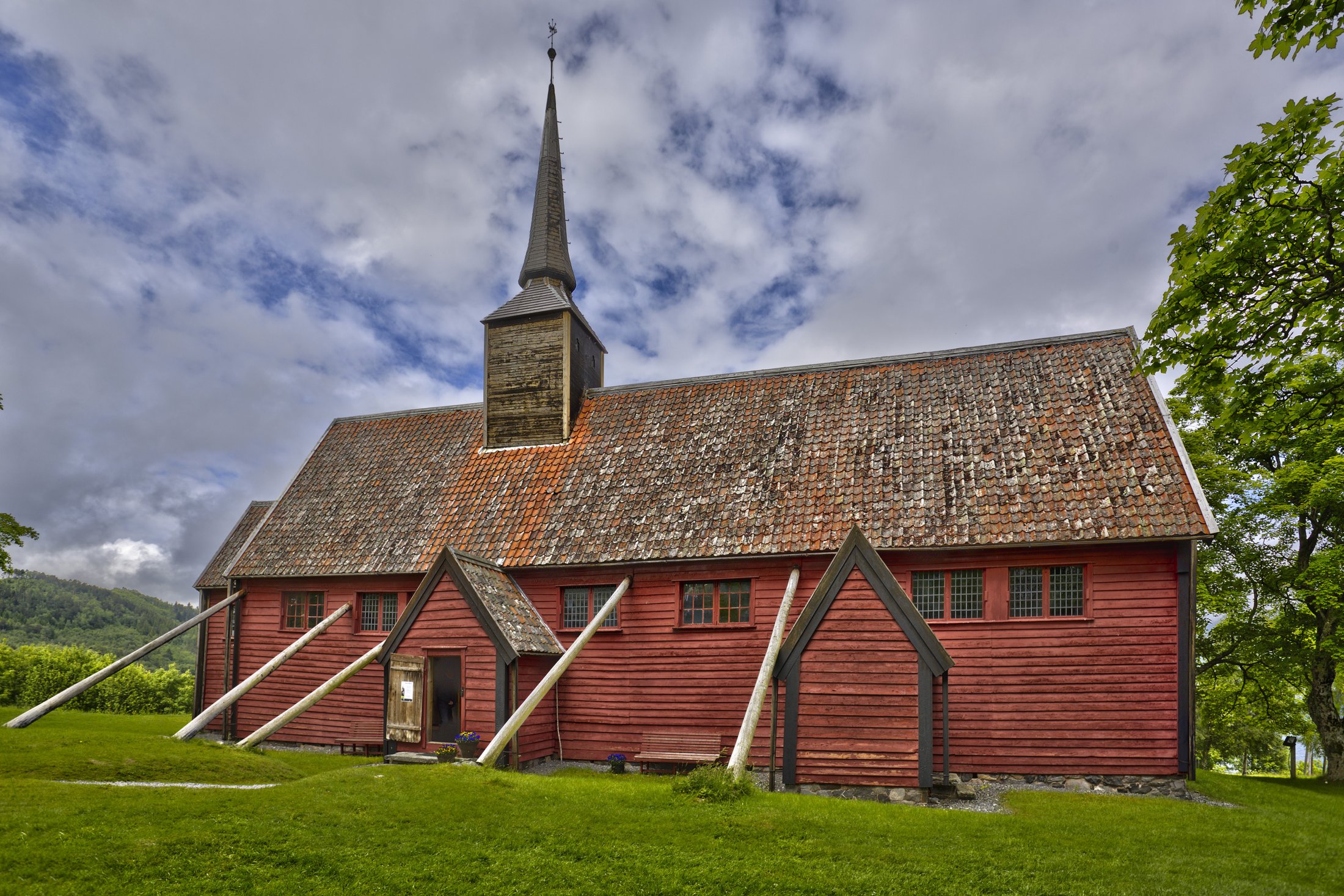 Kvernes kirke, Storbakken, Norway.
