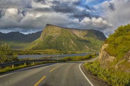 Grundstadveien, Smorten, Norway.